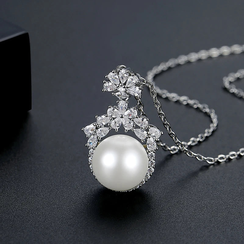 Horgen Necklace