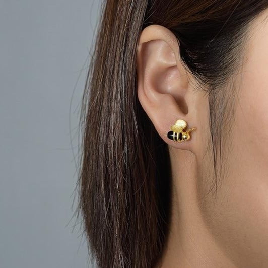 Surrey Stud Earrings - ANN VOYAGE