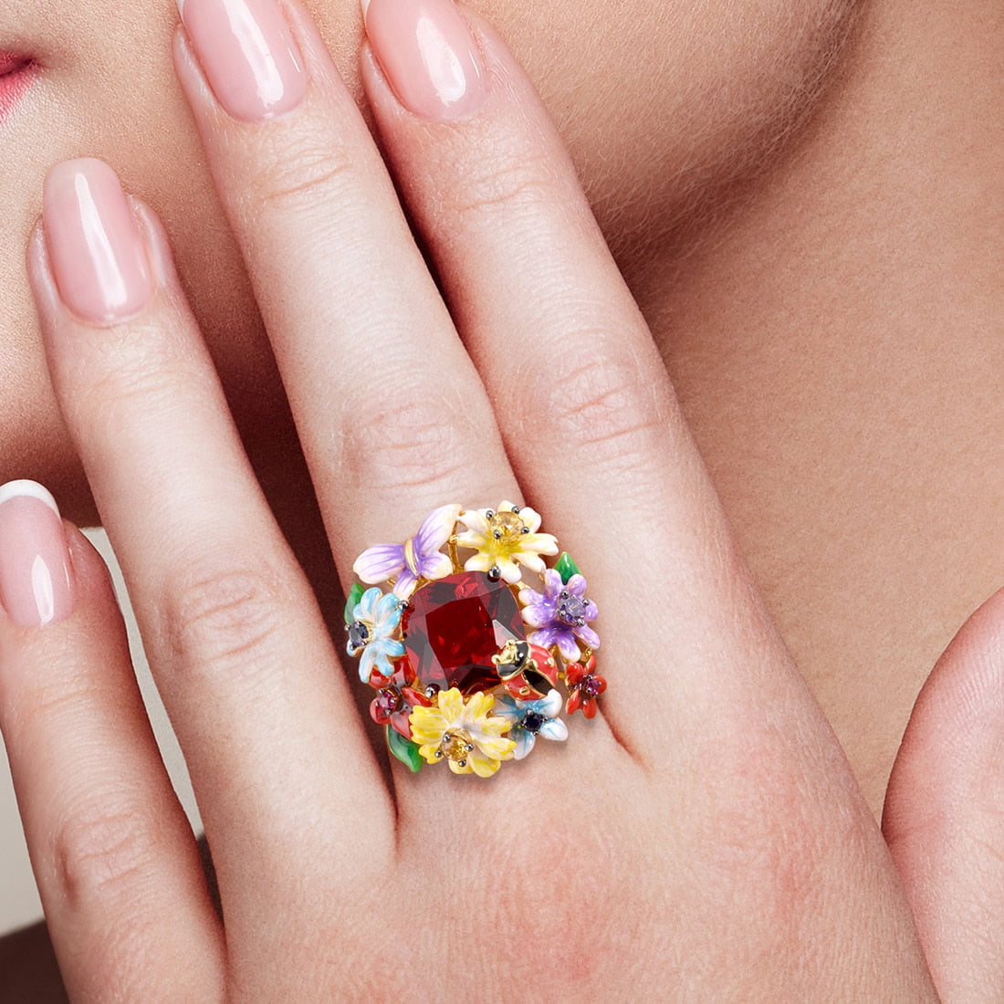 Victoriaville Ring - ANN VOYAGE