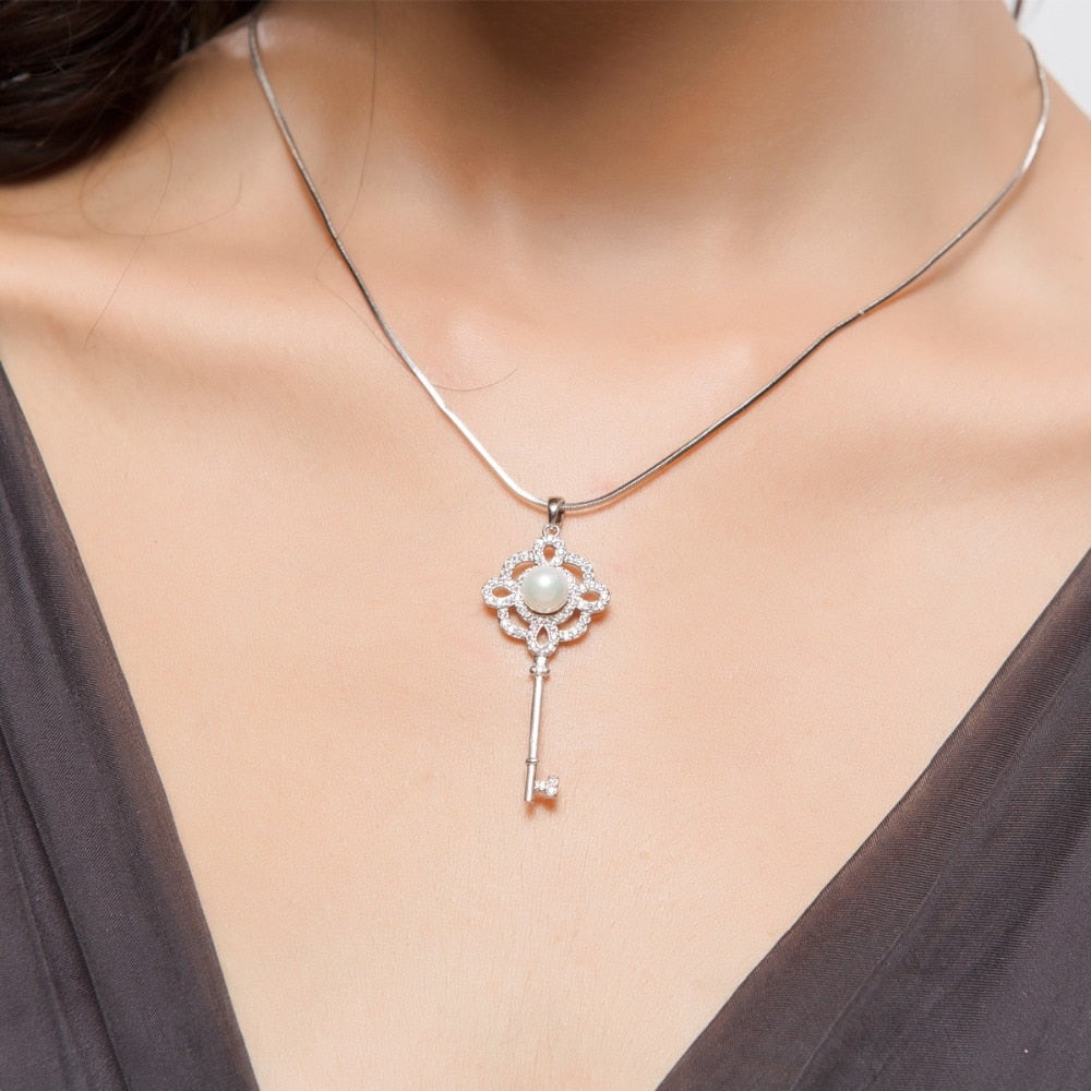 Demopolis Necklace - ANN VOYAGE
