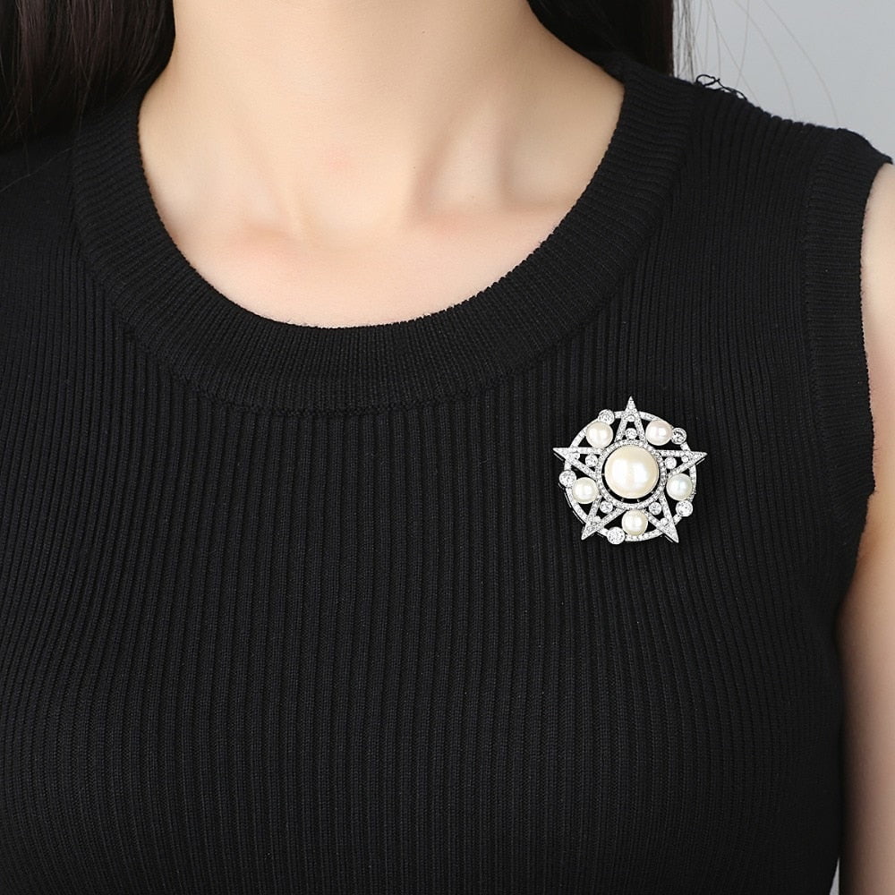 Ibarreta Brooch - ANN VOYAGE