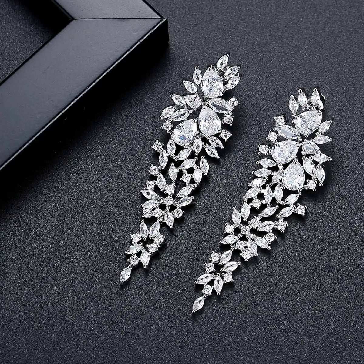 Harnosand Earrings