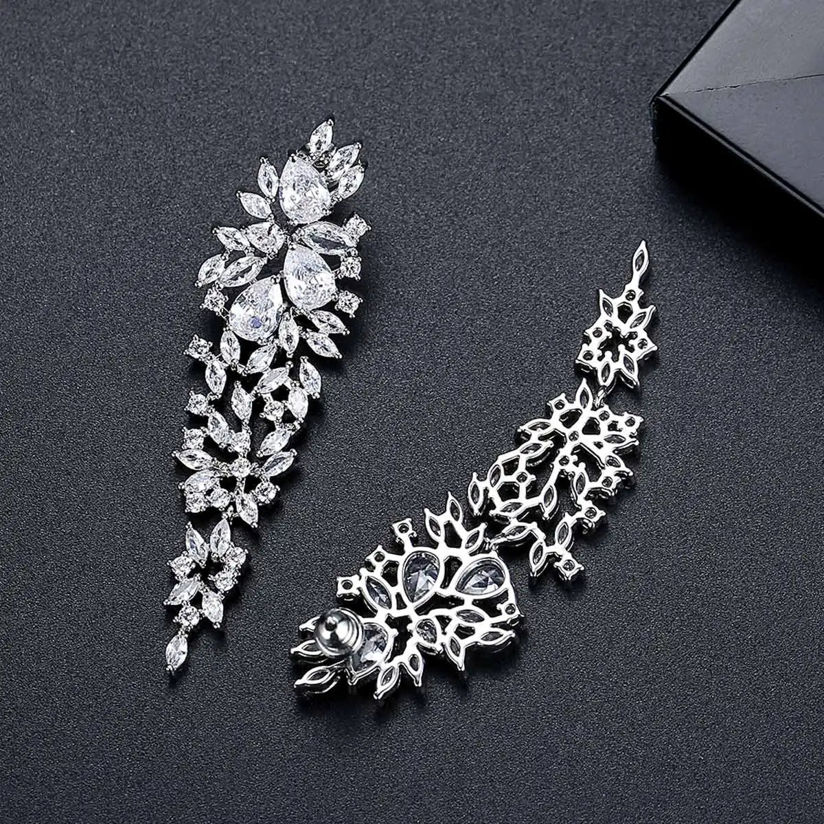 Harnosand Earrings