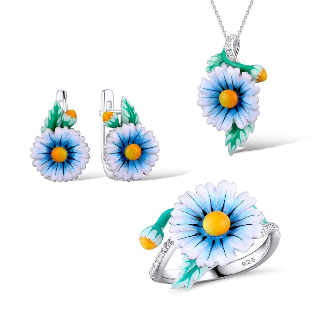 Tienen Earrings