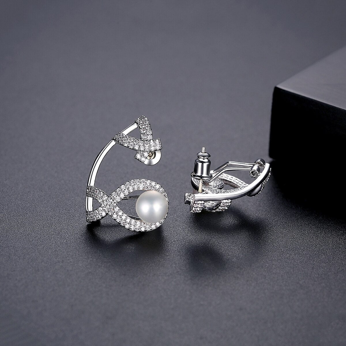 Lyubimets Earrings - ANN VOYAGE