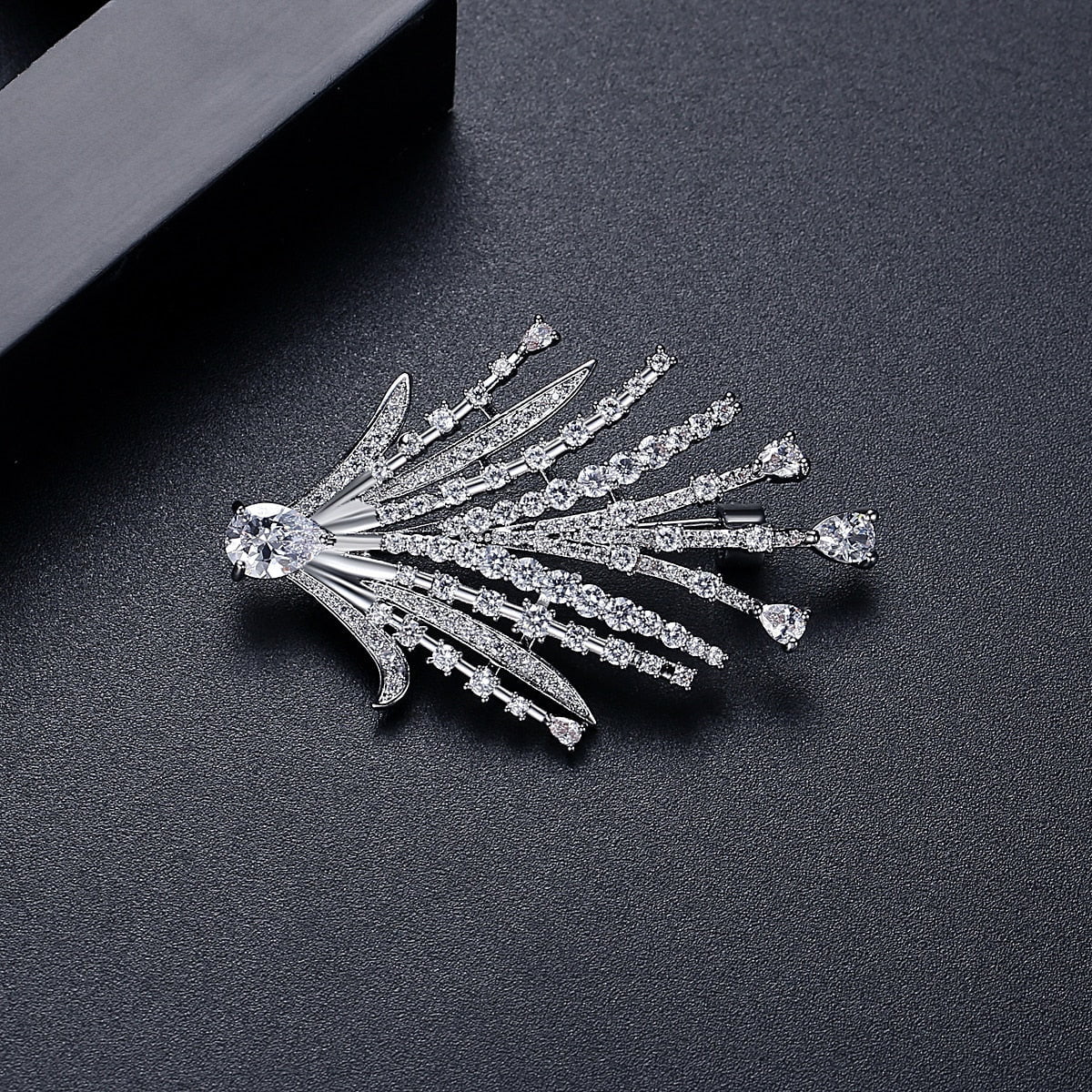 Grayling Brooch - ANN VOYAGE