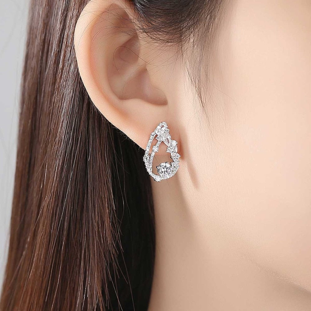 Daveluyville Earrings - ANN VOYAGE