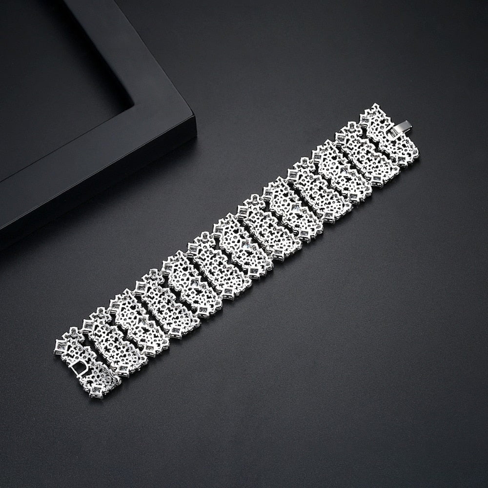 Tryavna Bracelet - ANN VOYAGE